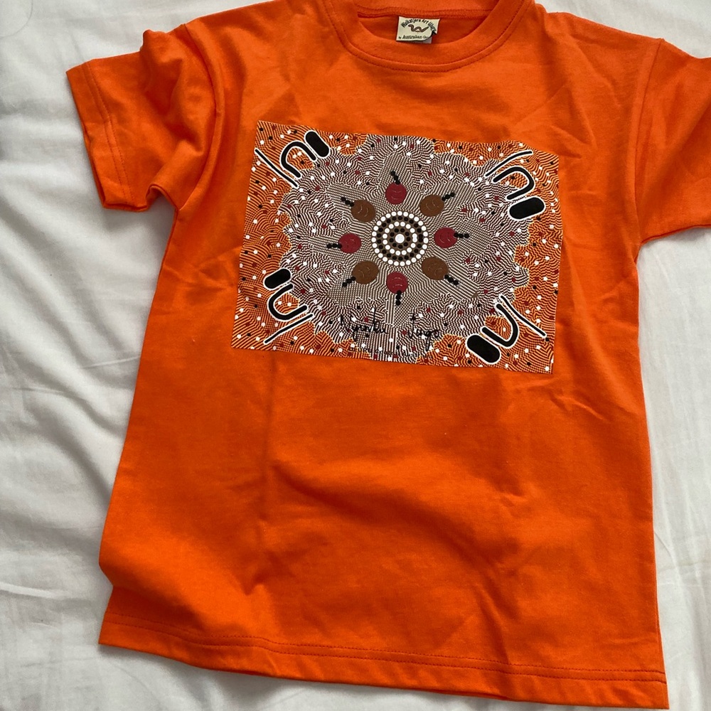 Orange t shirt